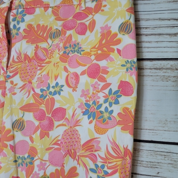 Talbots Perfect Crop Size 10 Petite Fruit and Flowers Print - Picture 5 of 7